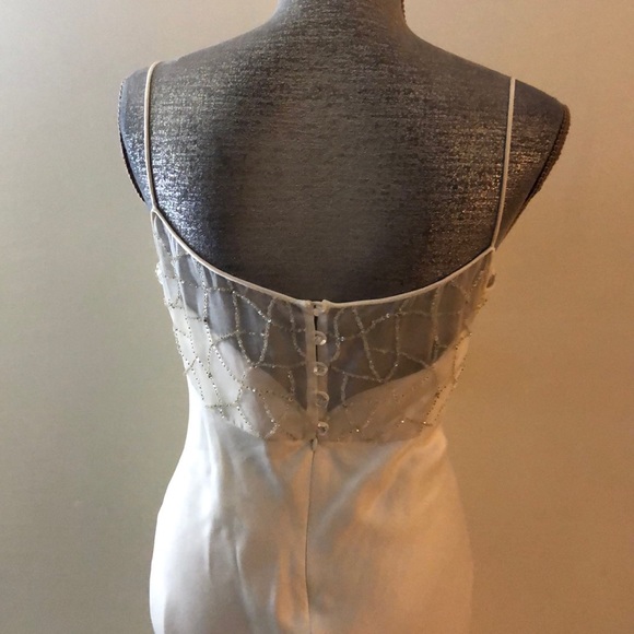 Rivini cream gown in size 12 - Picture 6 of 6